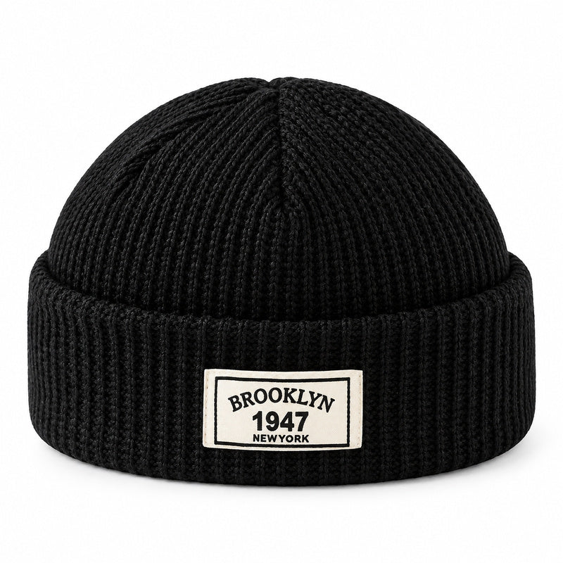 Unisex Cuffed Rib-Knit Beanie – Low-Profile Letter Patch Winter Hat