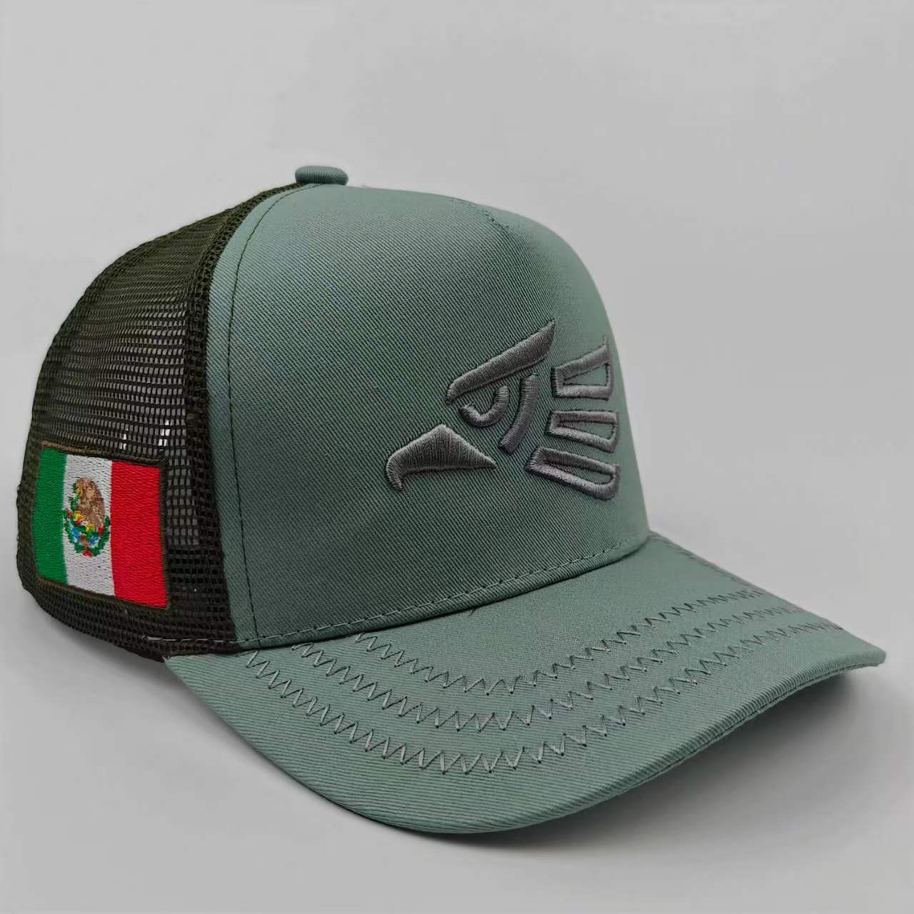 Funny Golf Trucker Hat for Men – American Flag Patch, Breathable Mesh Adjustable Snapback Cap